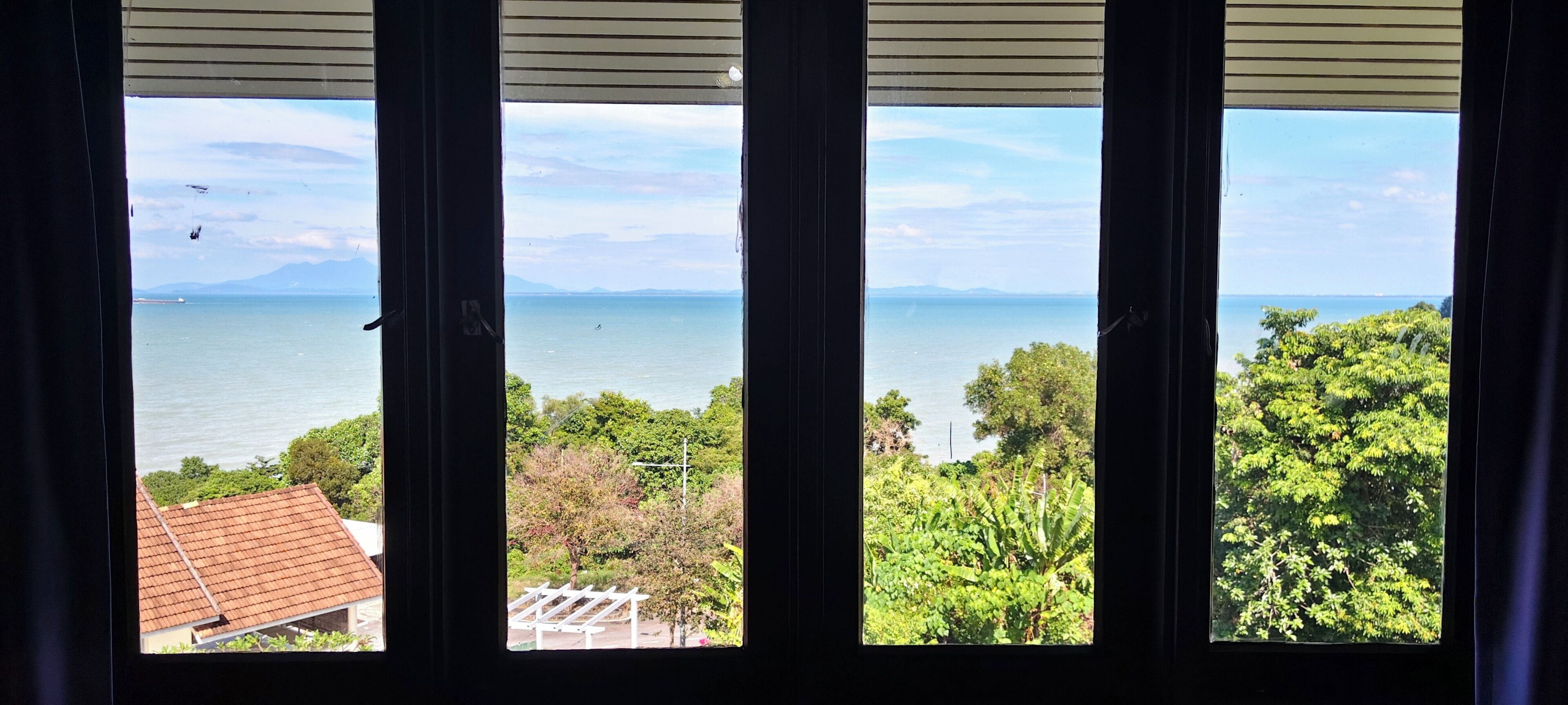 Panoramic Double or Twin Room, Sea View | Interior