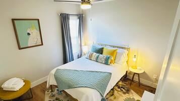 2 bedrooms, iron/ironing board, WiFi, bed sheets
