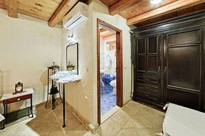 House - Villa Poseidon - Superior Suite In Zante w Pool (Zakynthos)