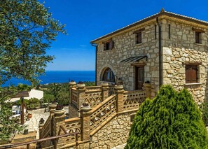 House | 2 bedrooms, Internet - Villa Poseidon - Superior Suite In Zante w Pool (Zakynthos)