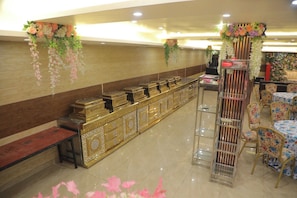 Lobby - The Royal Casa Hotel And Banquet (Ghaziabad)