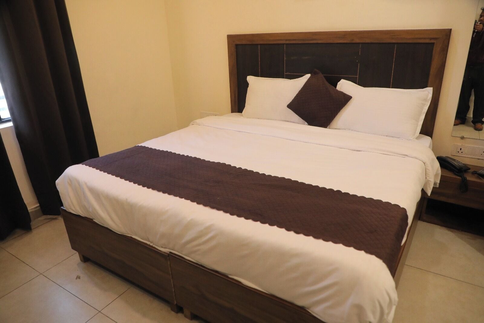 Deluxe Room | Free WiFi