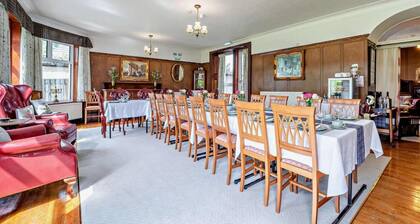 Dunoon - Sleeps 17 - Group Retreat With Parking
