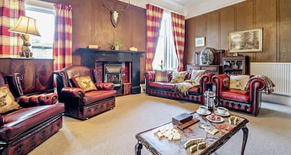 Dunoon - Sleeps 17 - Group Retreat With Parking