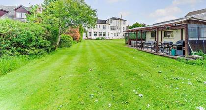 Dunoon - Sleeps 17 - Group Retreat With Parking