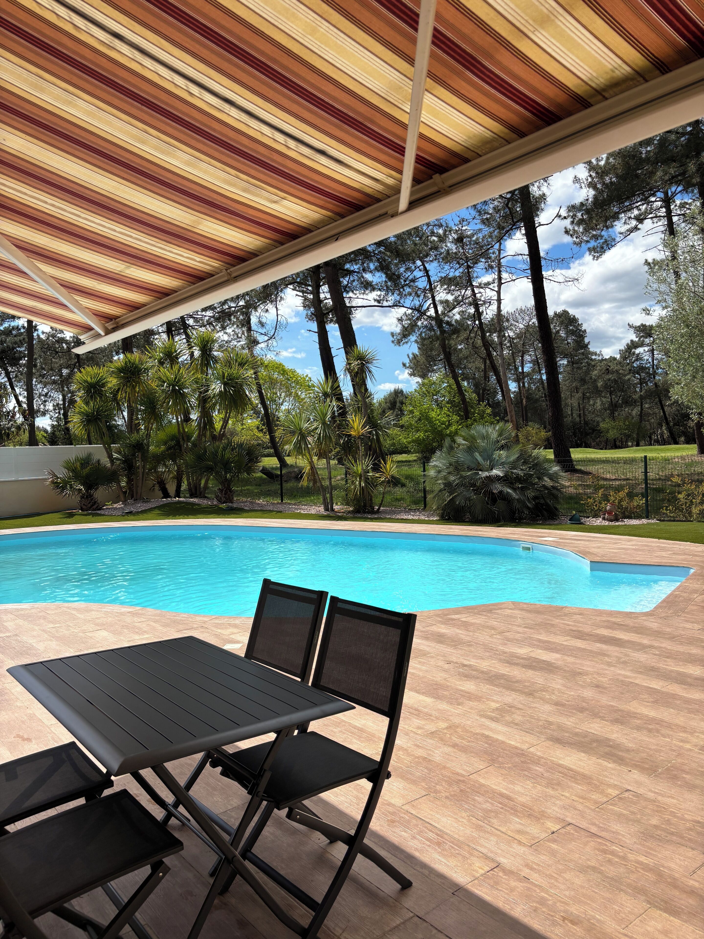 Udendørs pool