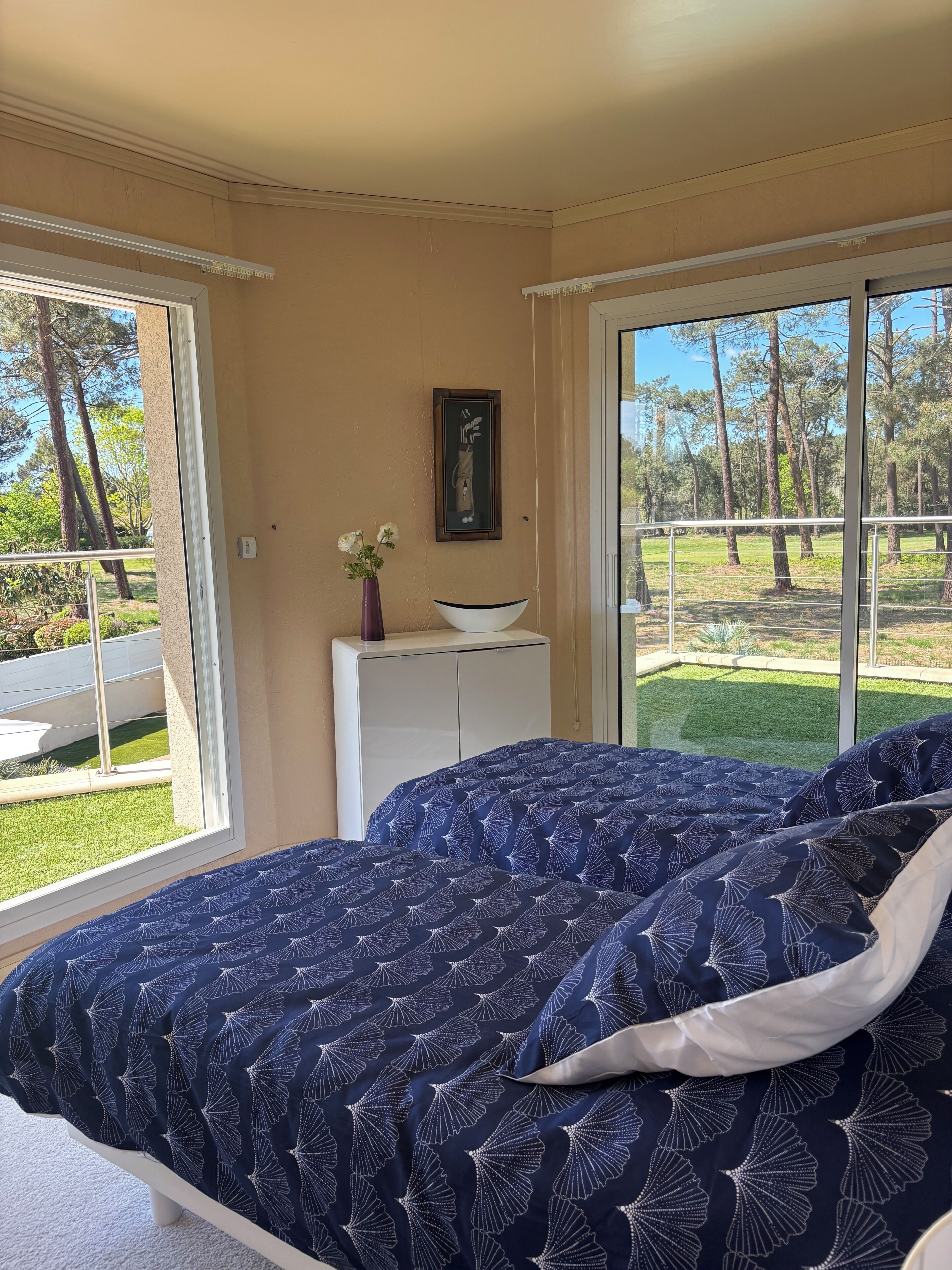 4 chambres, fer et planche à repasser, Wi-Fi, draps fournis