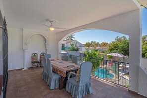 Outdoor dining - Villa Marbella with heated private pool, near beach, 4 bedrooms & 4 baths (Marbella)