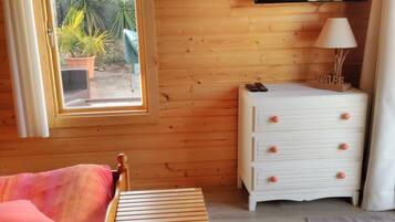 1 bedroom, Internet, bed sheets