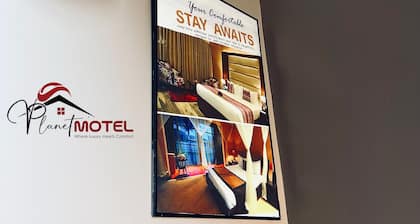 Planet Motel