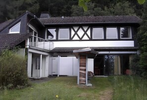 Exterior - Apartment 'Holiday Residence Kunterbunt "Kleiner Onkel" (Warstein)