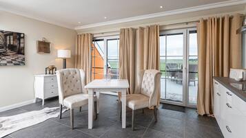 Superior appartement, balkon, uitzicht op zee | Interieur
