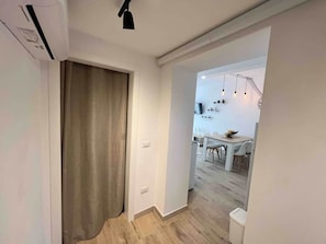 Interior - Green Oasis Tuscany - Pool apartment immersed in nature (San Miniato)