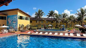 3 outdoor pools