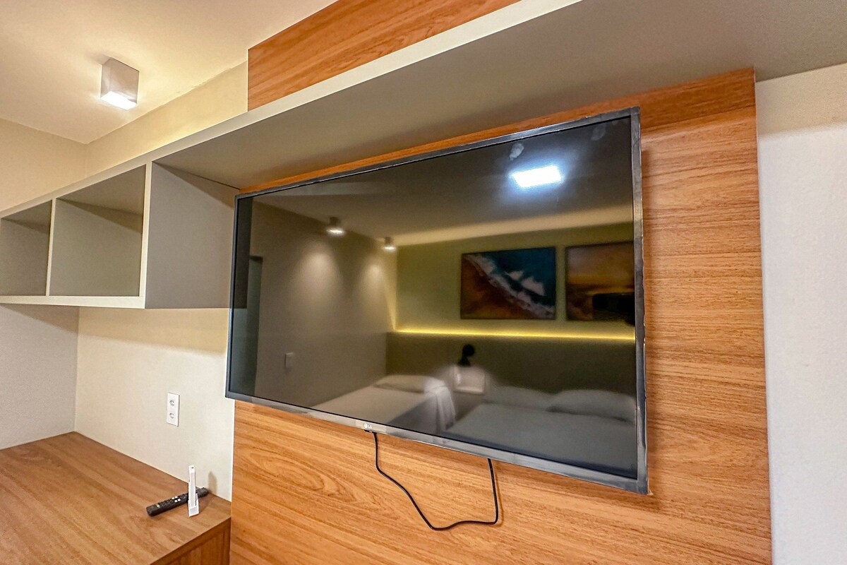 Basic Suite | Free WiFi