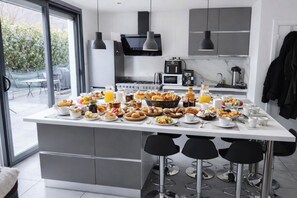 Dining - Vrbo Property (Saint-Michel-de-Maurienne)