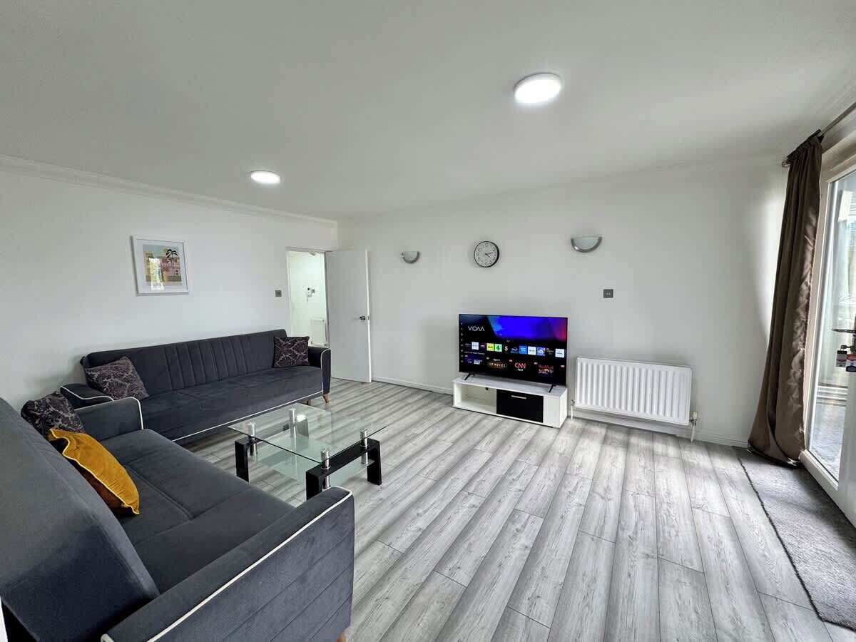 TV, offices
