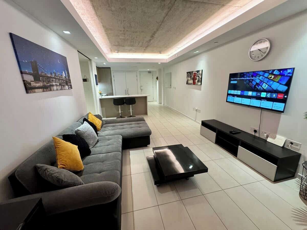 TV, offices