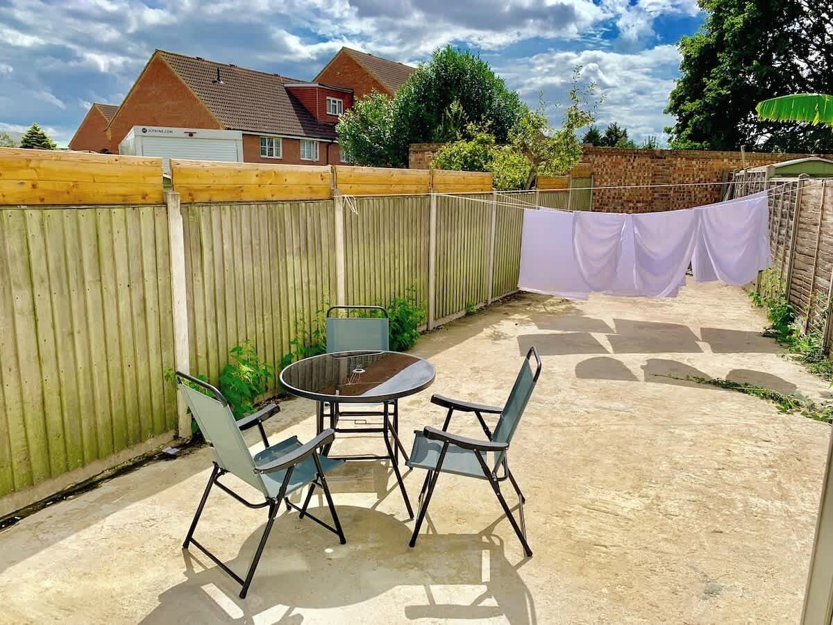 屋外ダイニングエリア