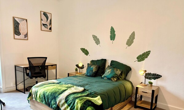 Room - Le Phoenix - Appart 95m² - 8 pers + baby - Free parking - Heart of Thiers (Thiers)