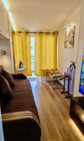 Televisie en een kantoor