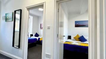 3 bedrooms, iron/ironing board, WiFi