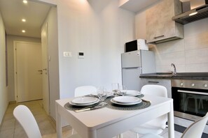 Dining - Cozy and bright 60 square meters apartment, perfect for four people, located on the first floor of a renovated building without an elevator.The property is located in a quiet area in the Crocetta neighborhood and is well connected to the rest of the city (Turin)