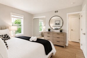 1 Schlafzimmer, Schreibtisch, Bügeleisen/Bügelbrett, kostenloses WLAN