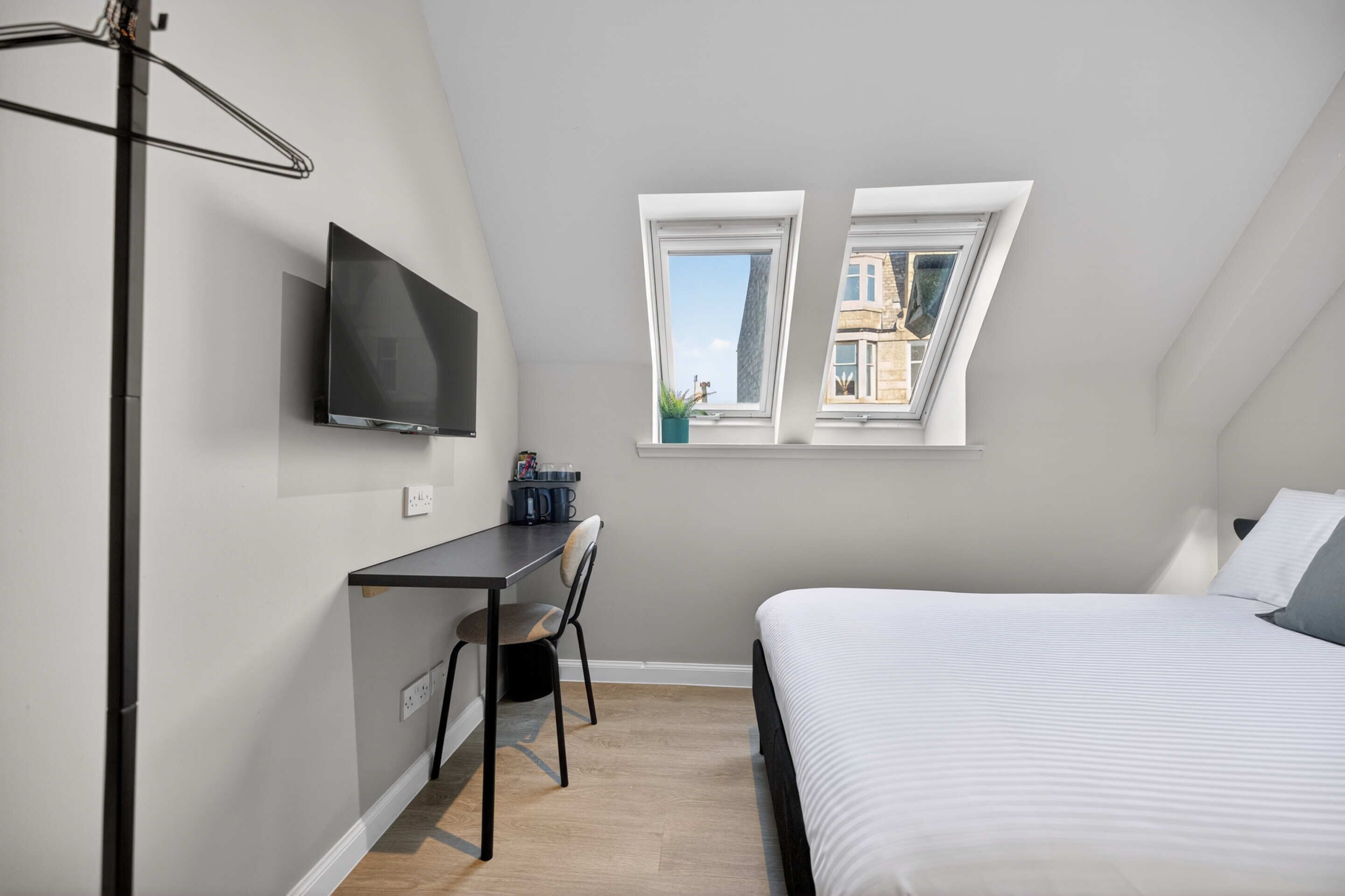 Deluxe Double Room | Blackout curtains, free WiFi