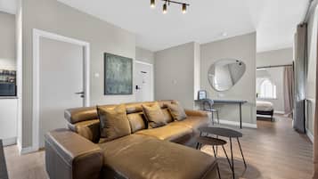 Suite | Blackout curtains, free WiFi
