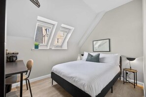Deluxe Double Room | Blackout drapes, free WiFi - Sanctuary Hotel (Aberdeen)