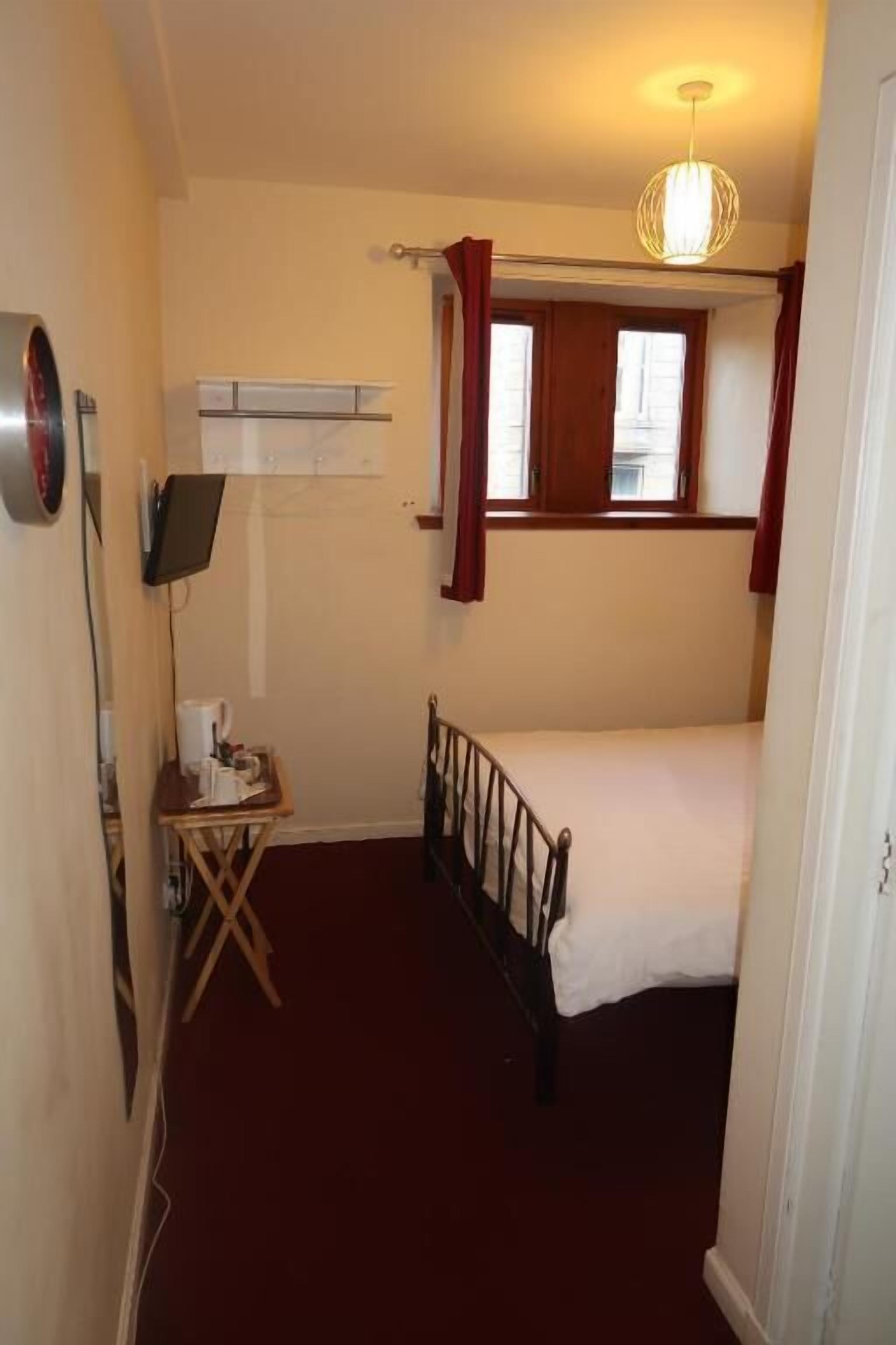 Standard Double Room | Blackout curtains, free WiFi