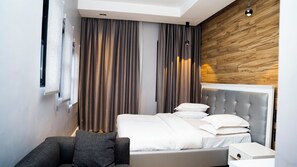 Deluxe Double Room, Pool View - Silverado Boutique Hotel (Tanga)