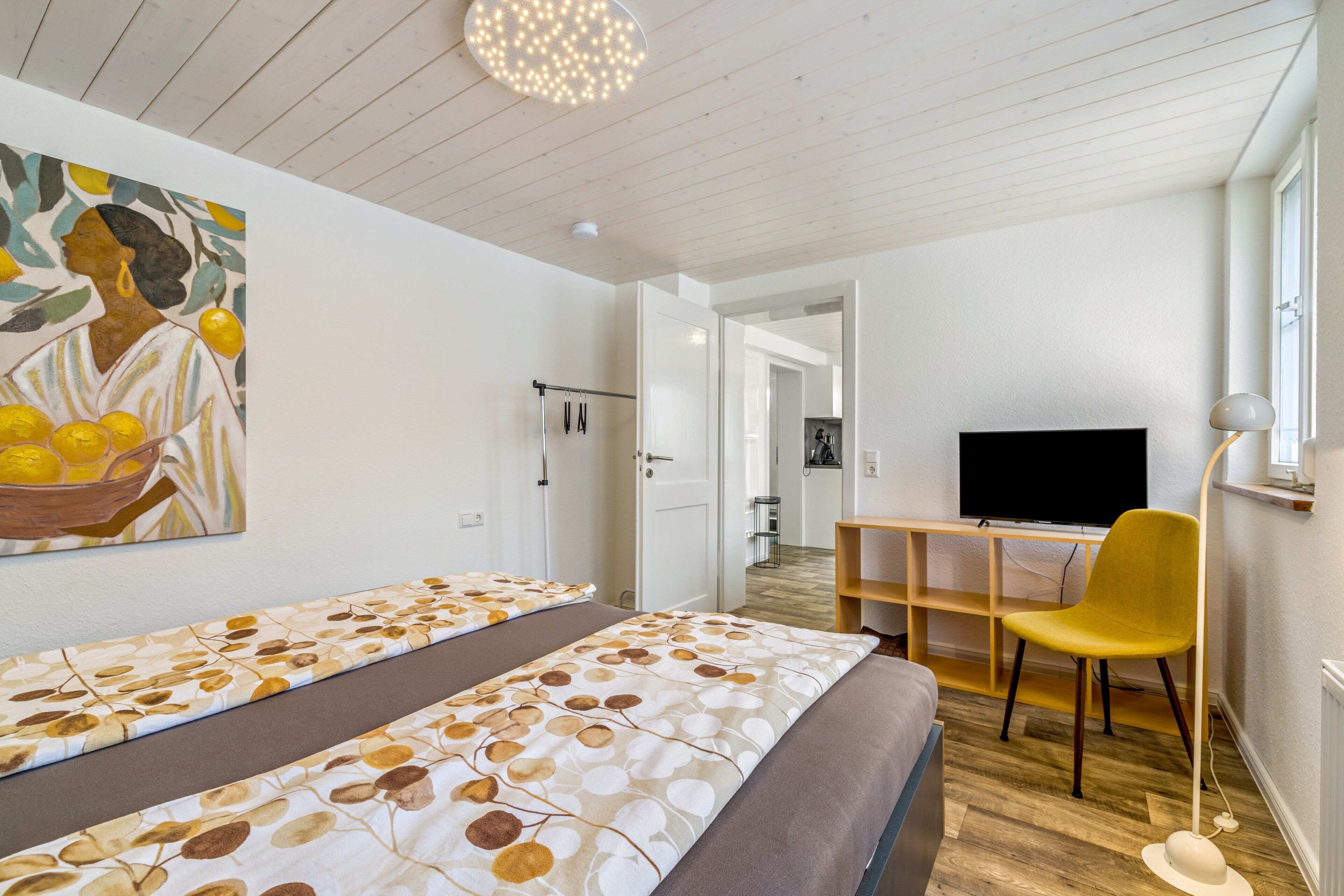 1 bedroom, iron/ironing board, WiFi, bed sheets