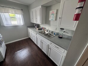 Private kitchen - Apartment near Hobby Airport (Houston)