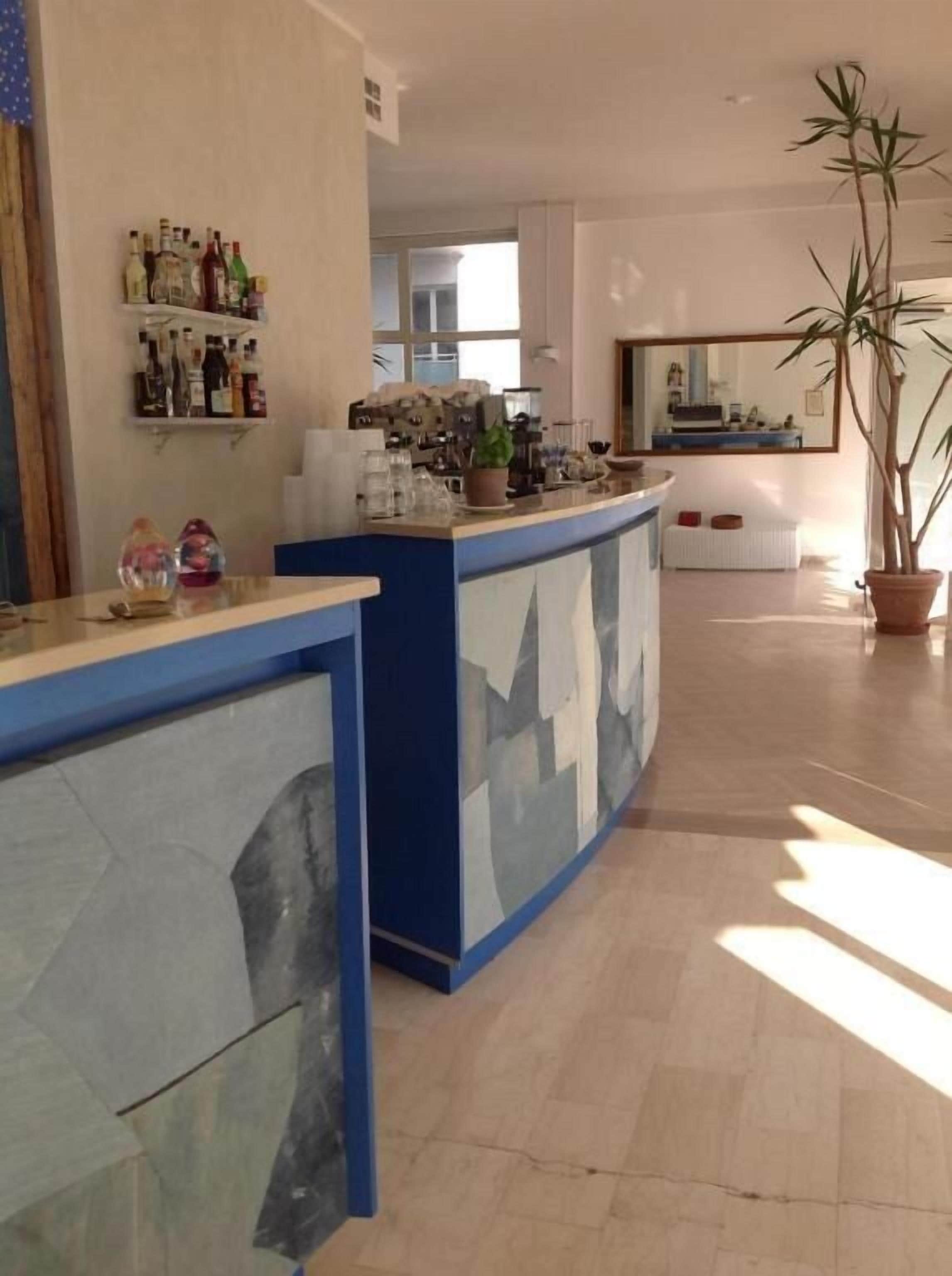 2 bars, bar de plage