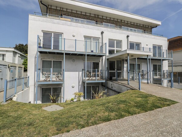 7 Blue Water - Bournemouth