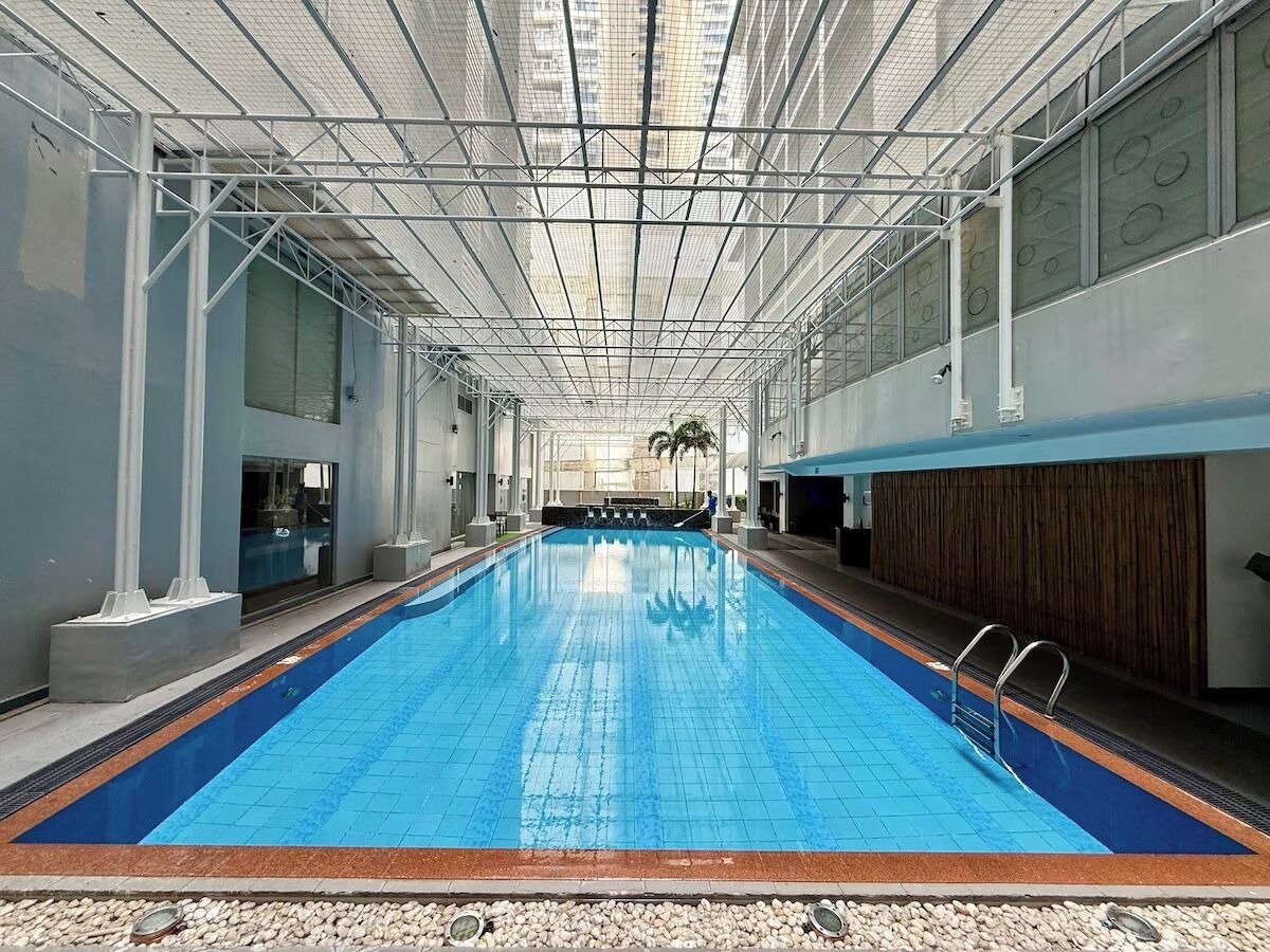 Indoor pool, outdoor pool