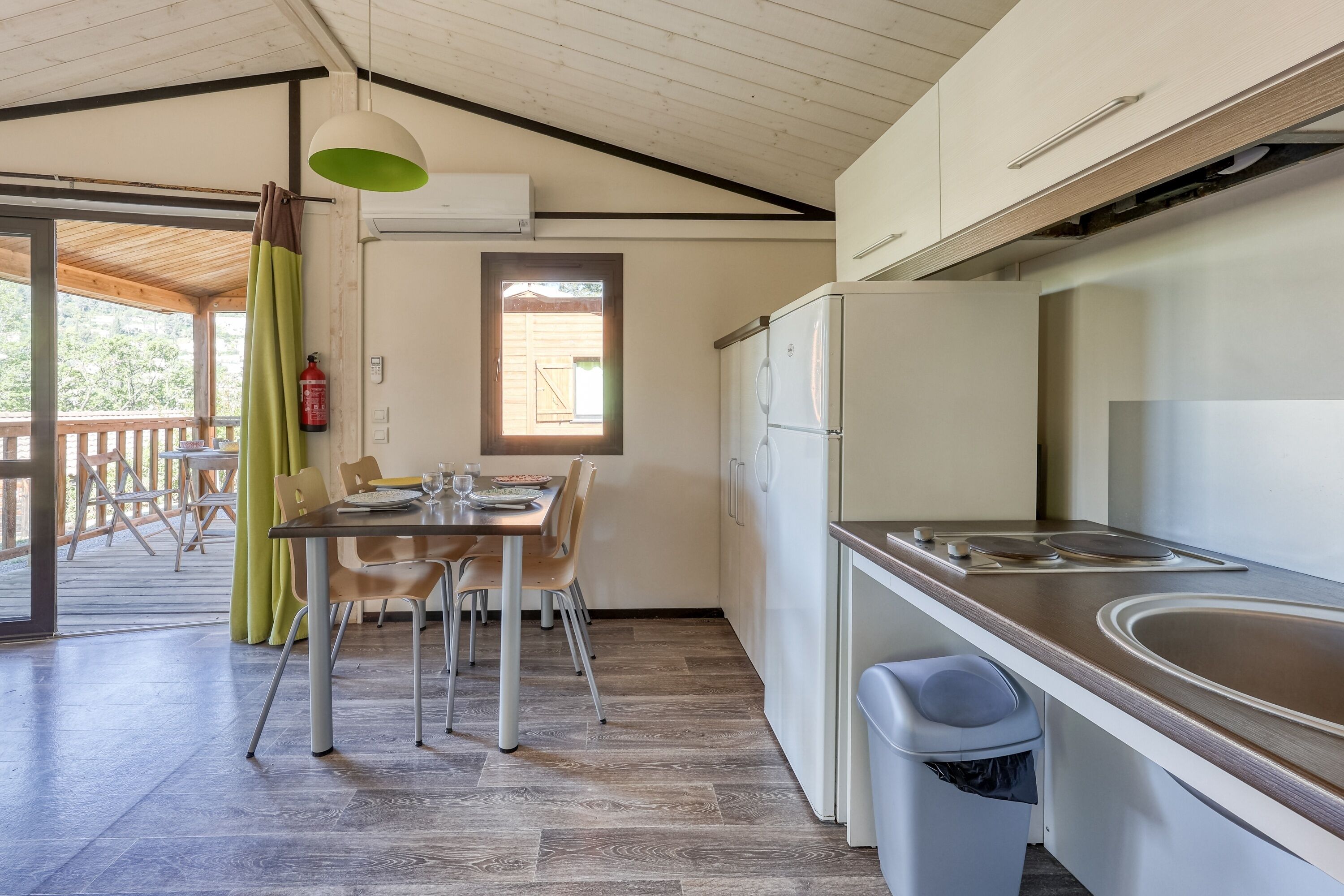 Fridge, microwave, dishwasher, coffee/tea maker
