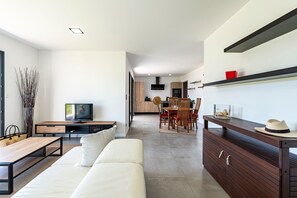 Fernseher