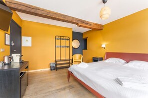 1 quarto, Wi-Fi de cortesia, roupa de cama
