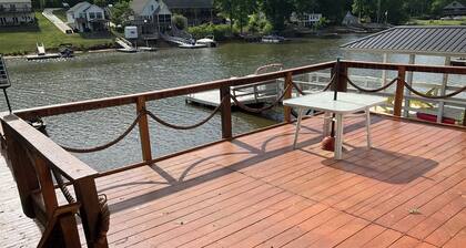Spend time with family & friends. Fish, swim, kayak, or relax on private dock!