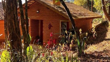 Chalet, vue cour intérieure | Extérieur