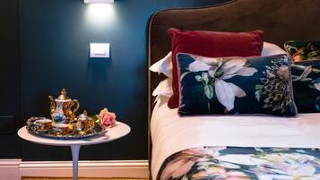 1 habitación, wifi y ropa de cama