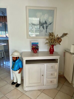 Interior - L'oasis de Vallauris, parking, pool, balcony (Vallauris)