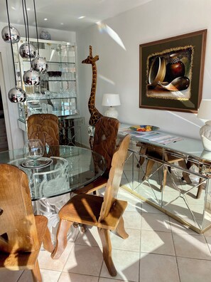 Dining - L'oasis de Vallauris, parking, pool, balcony (Vallauris)