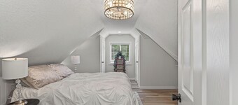Cozy 1-bedroom in the heart of down town Lawrence