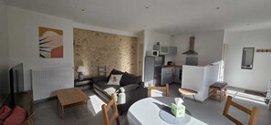 Living area - Beautiful 1-bedroom apartment in Francs perfect for a relaxing stay (Francs)