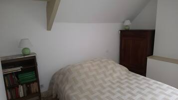 2 bedrooms