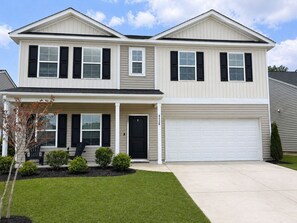 Exterior - Spacious 5-bedroom house in lovely Castle Hayne, minutes to wrightsville beach (Castle Hayne)